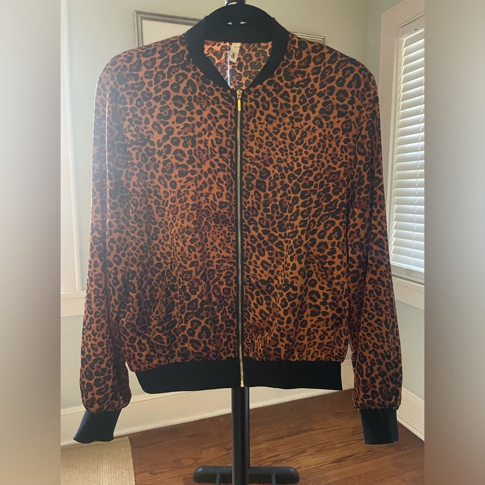Glam leopard track jacket. Size Small. Excellent condition.